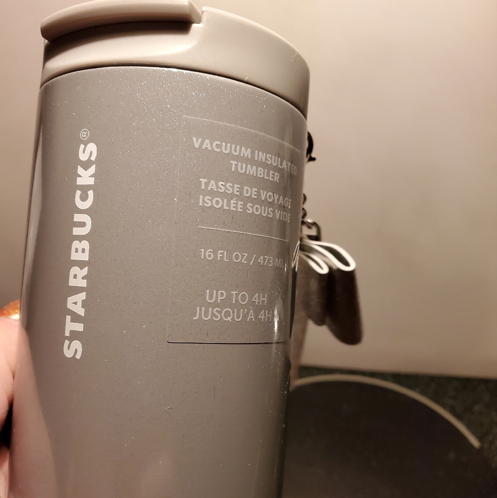 Limited Edition Starbucks 2023 Holiday hot beverage glitter tumbler 16 oz